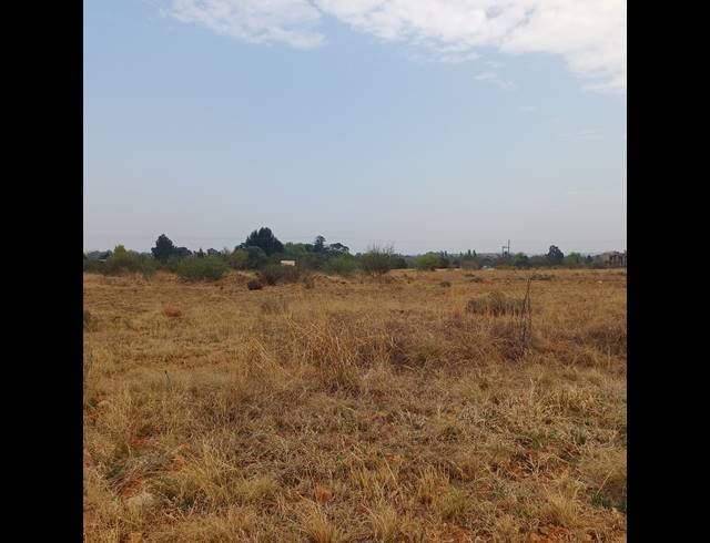 2,498M² VACANT LAND FOR SALE IN HENLEY ON KLIP
